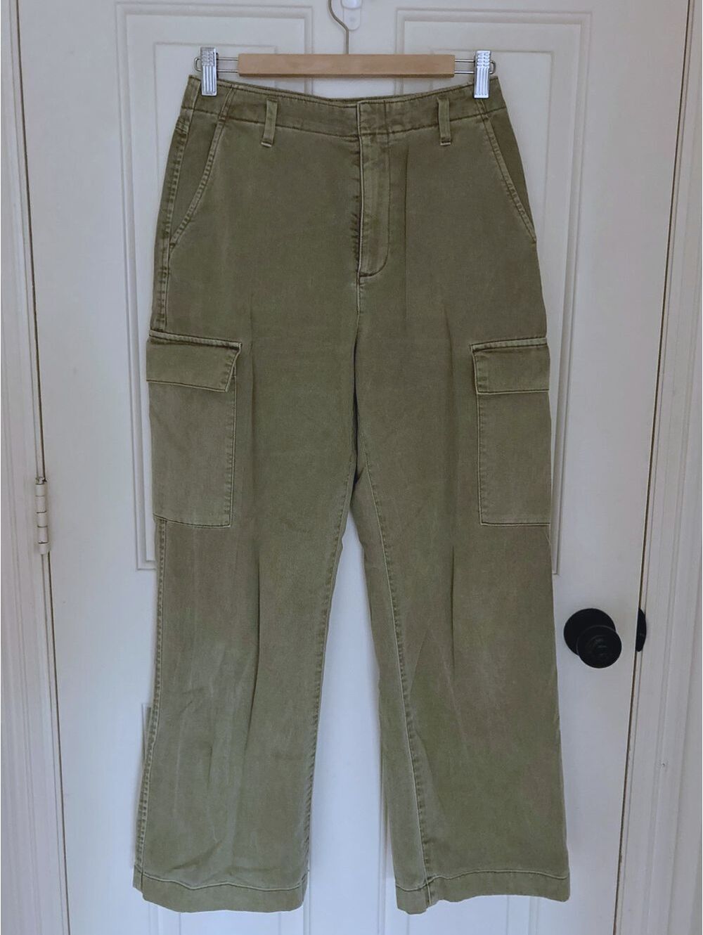 Gap olive khaki cargo pants